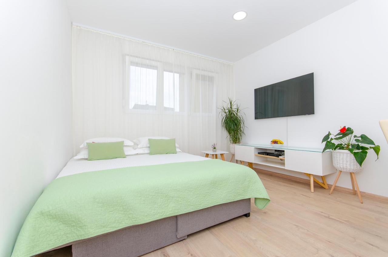 Lanuna Apartment Split Buitenkant foto