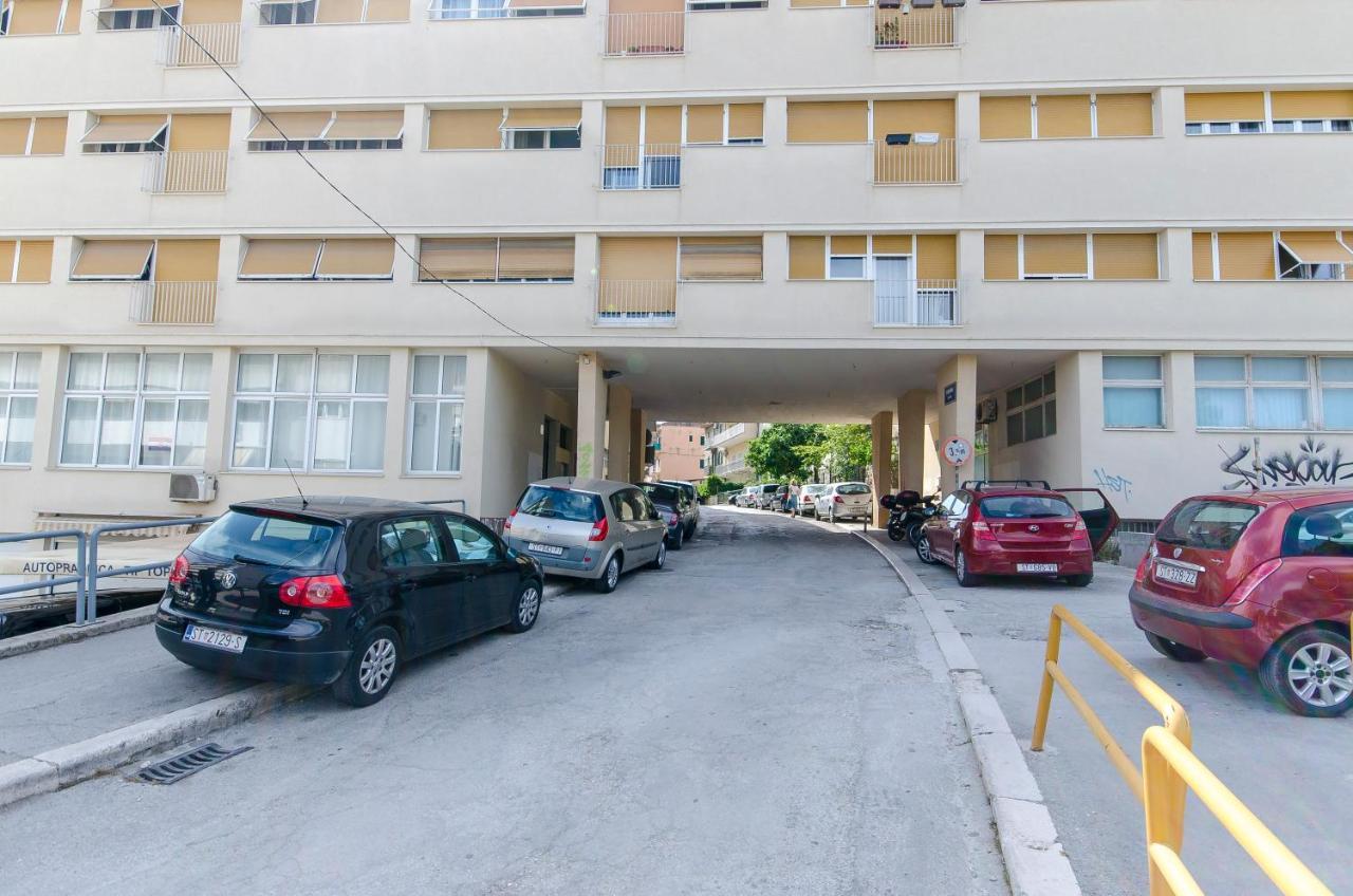 Lanuna Apartment Split Buitenkant foto